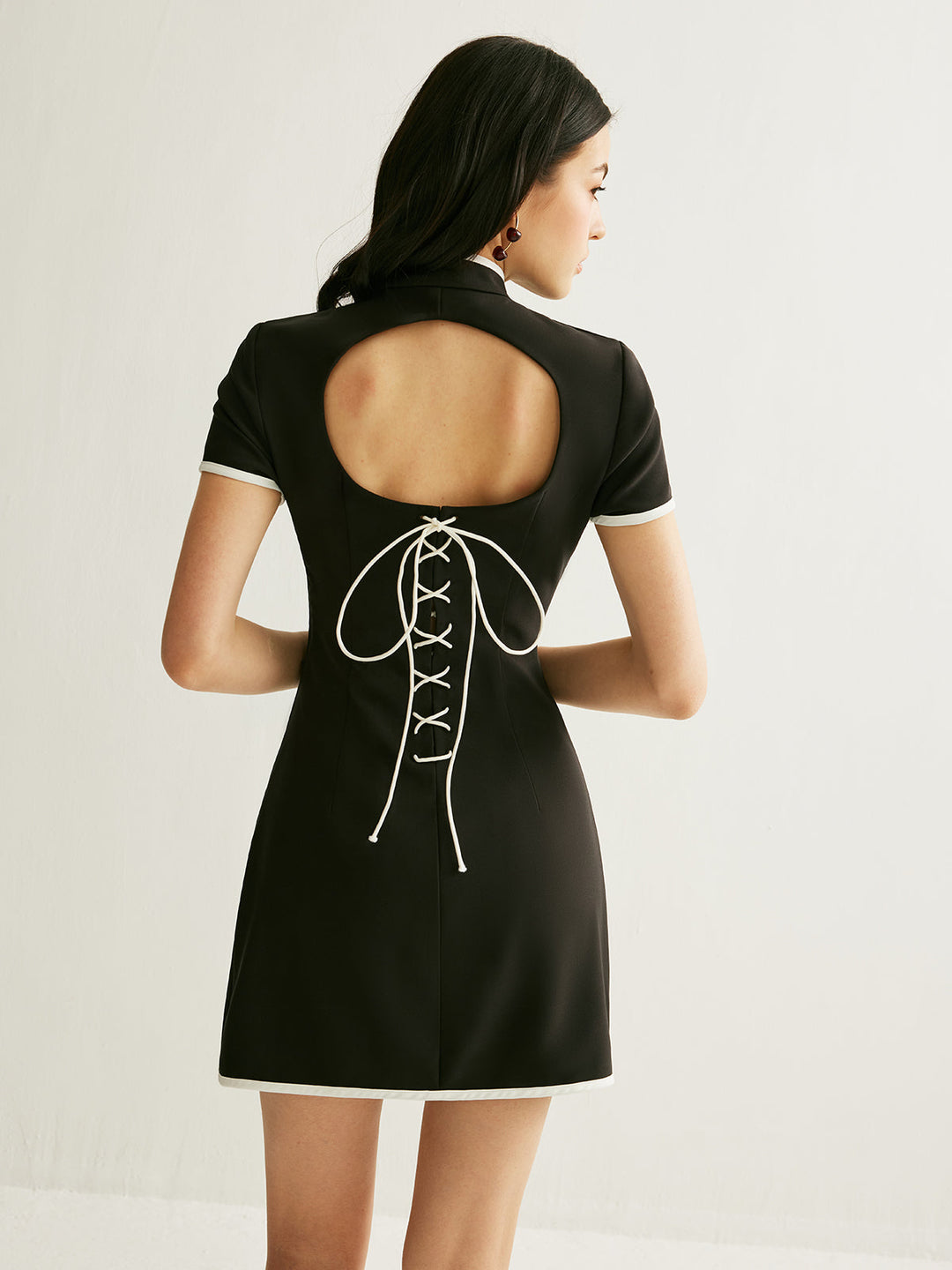 Renk bloklu kesik elbise ile ipli detay, Svelte Chic