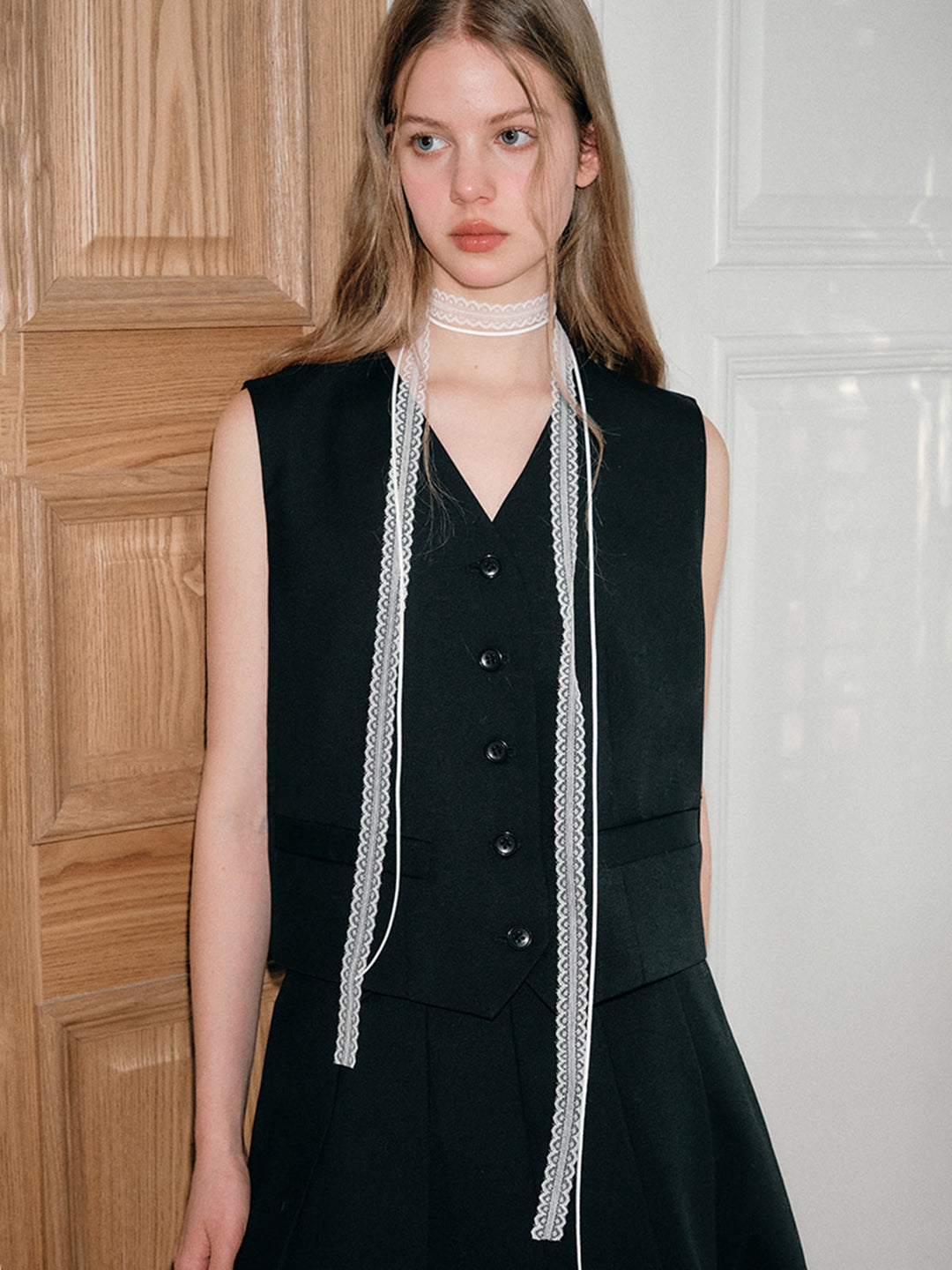 Zarif Dantel Eşarp Kolye