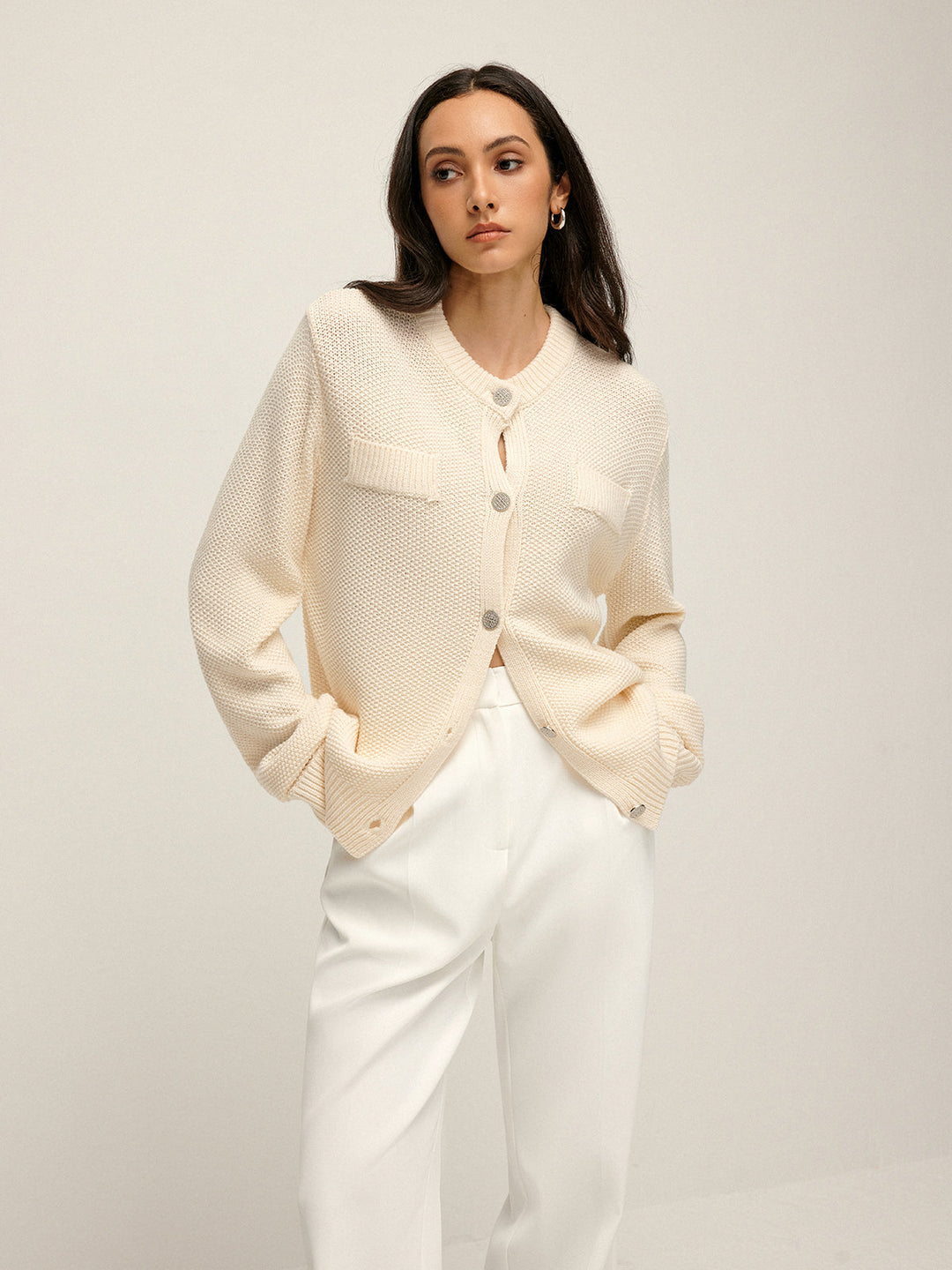 Düz Düğmeli Kısa Hırka - Svelte Chic