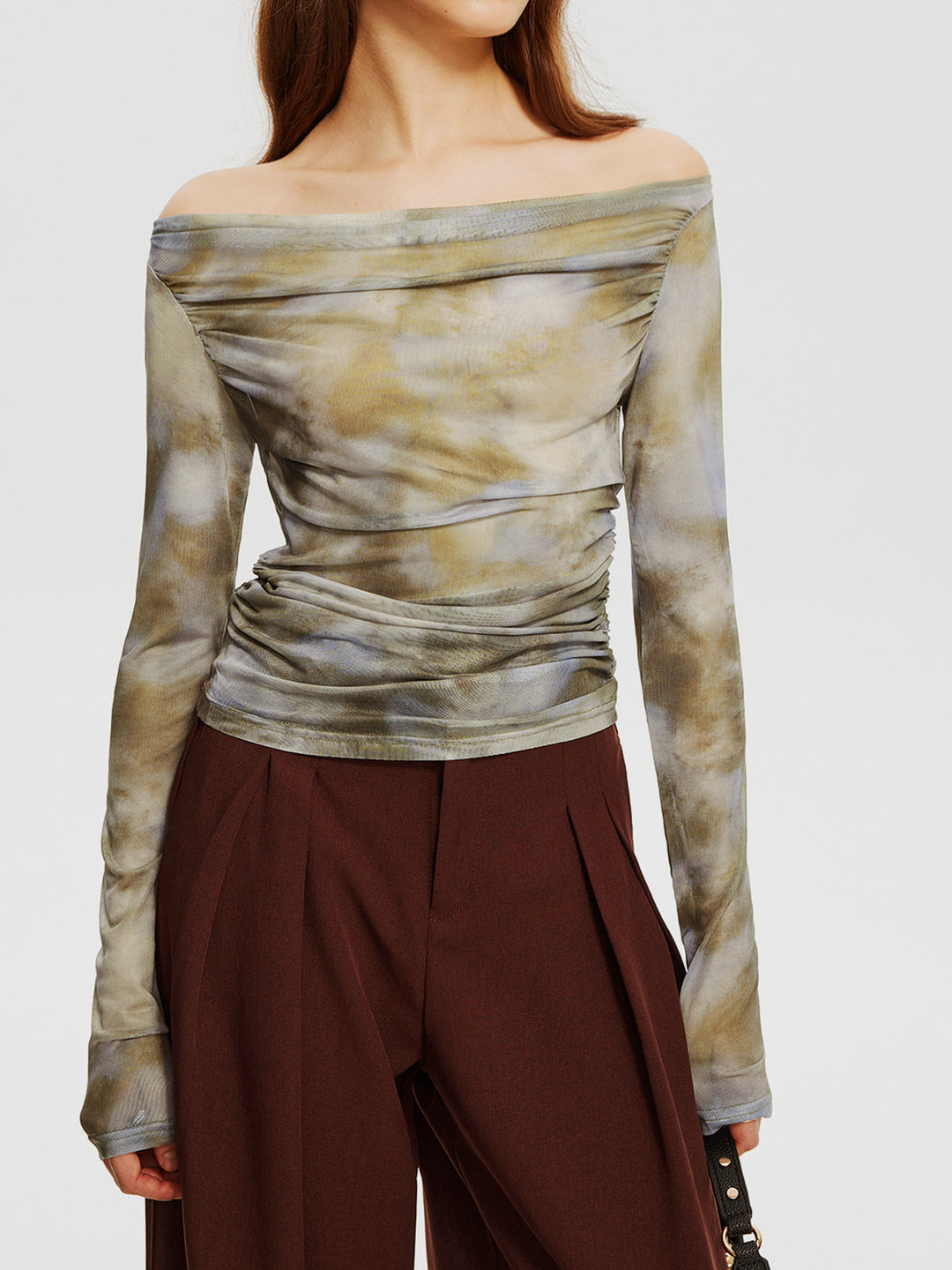 Askıdan Düşük Bağcıklı Pileli Bluz, şık ve gündelik stil