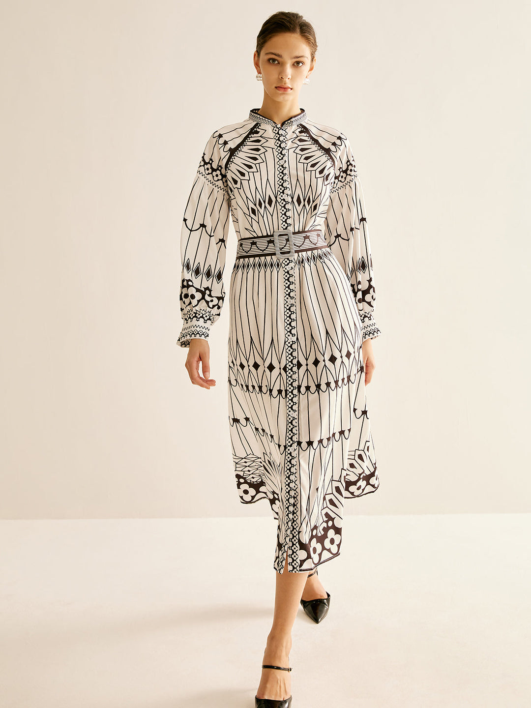 Boheme Dik Yaka Yırtmaçlı Elbise