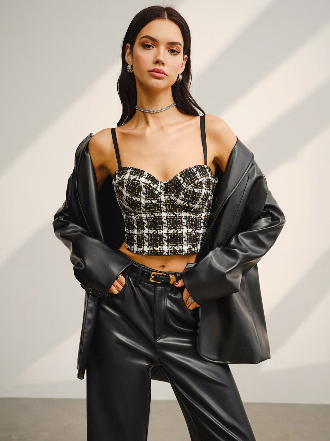 Çekici Kareli Kalp Yaka Kısa Cami Üstü - Svelte Chic