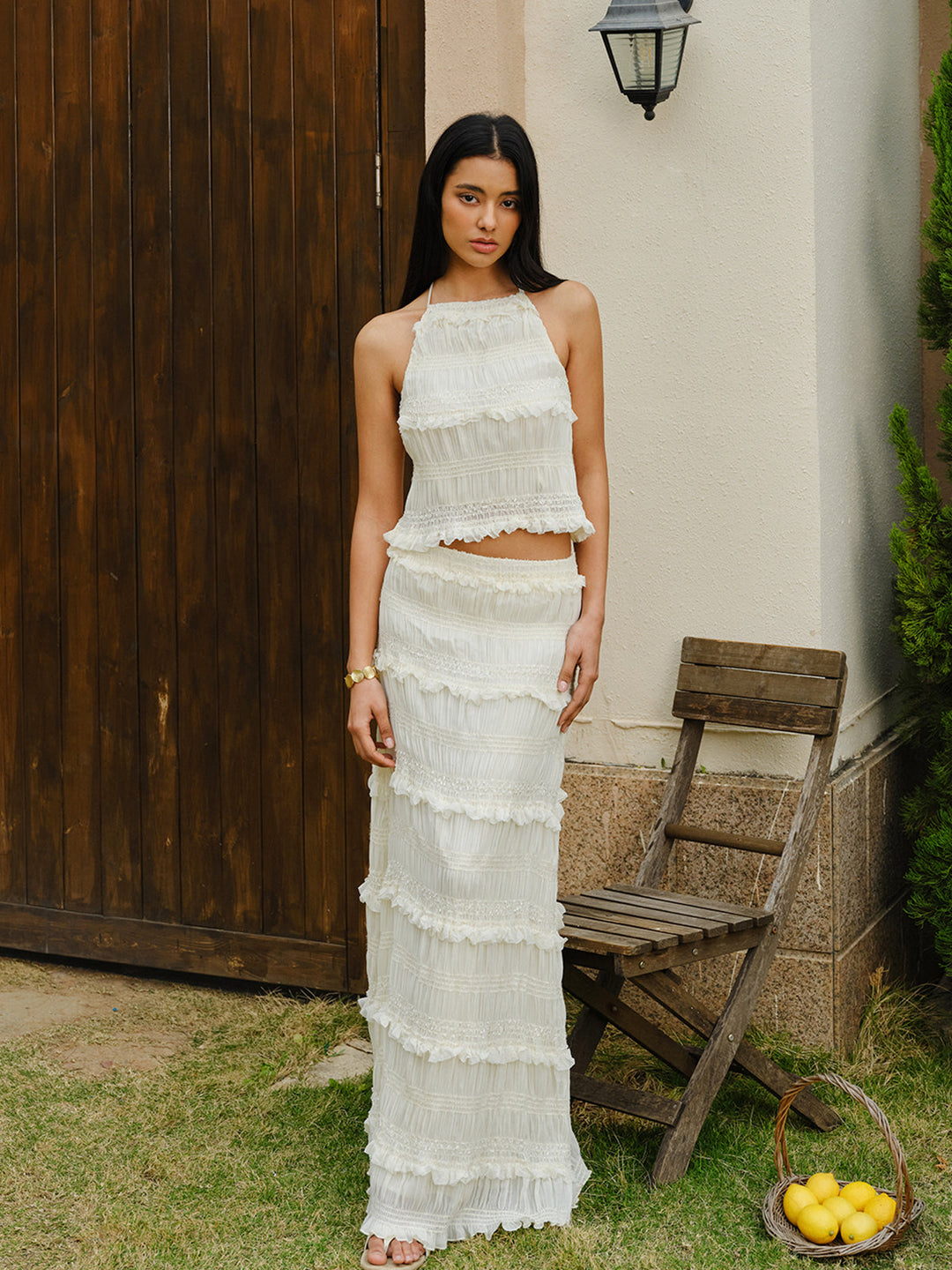 Şık Smoked Halter Bluz ve Akışkan Katmanlı Etek Takımı