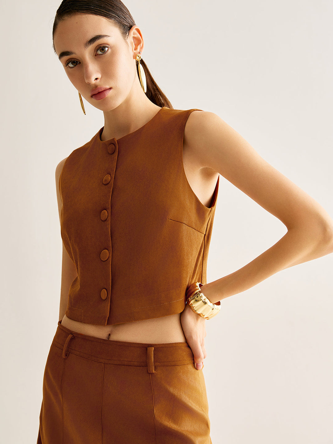Düğmeli Kısa Süet Yelek - Svelte Chic