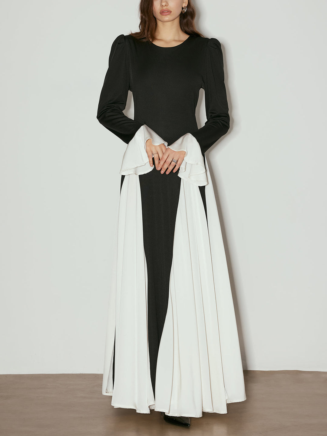 Renk Bloklu Volanlı Uzun Elbise - Svelte Chic