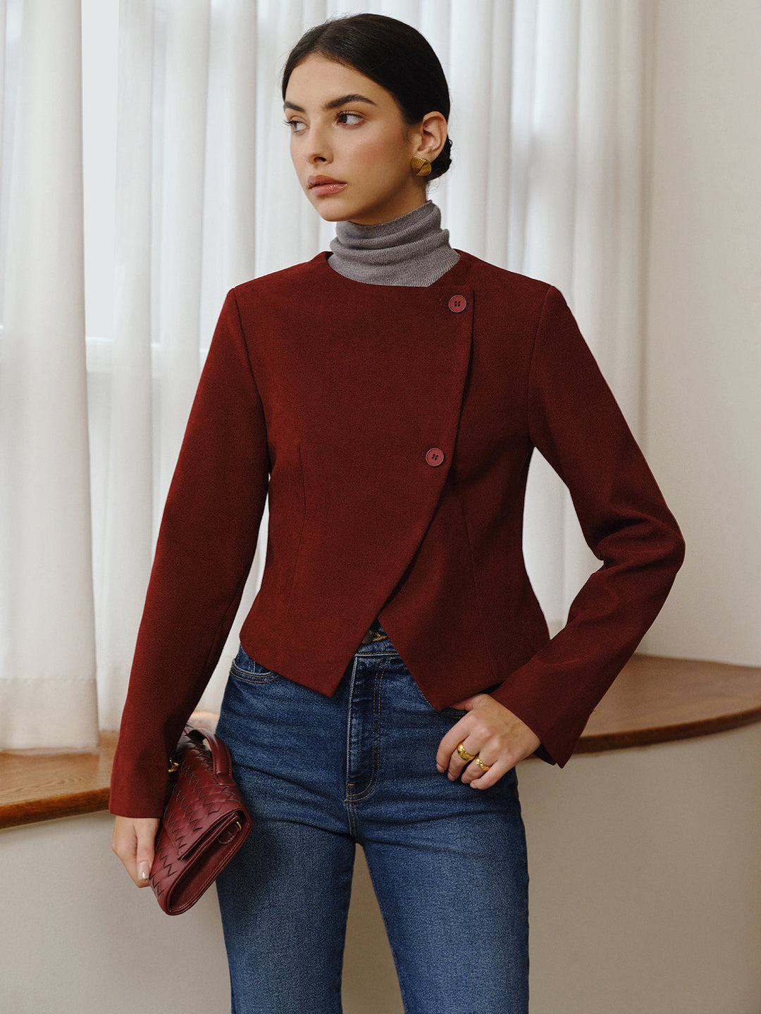 Svelte Chic Asimetrik Yaka Kısa Blazer