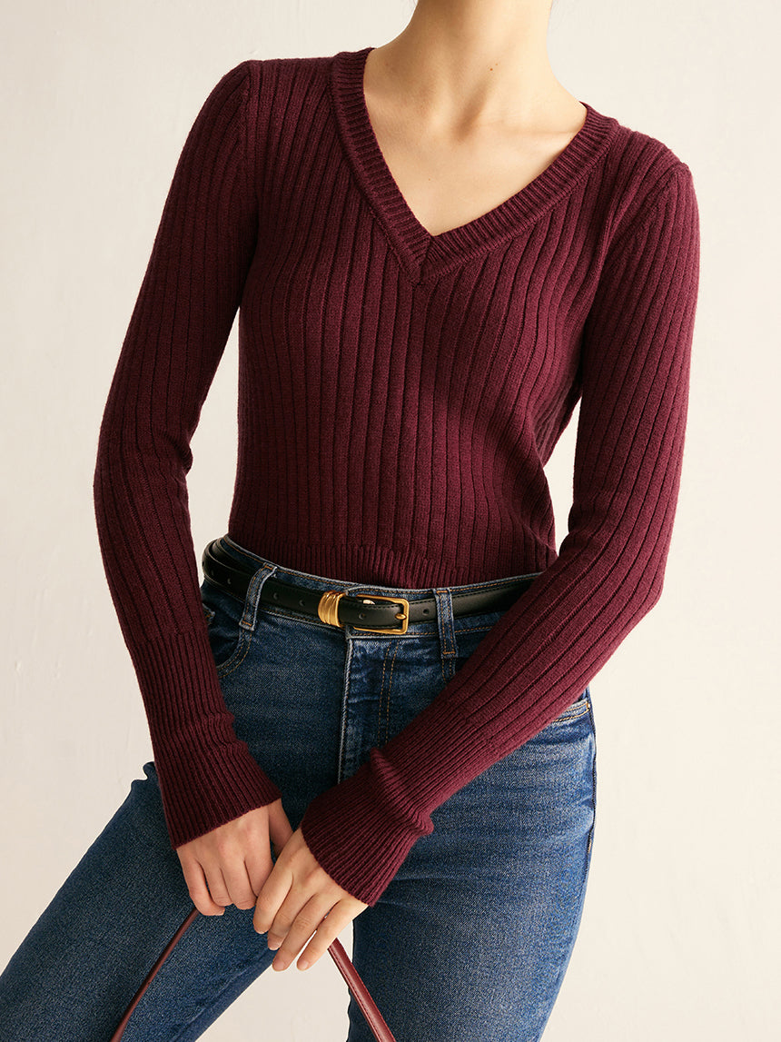 Kabarık V Yaka Dar Kazak - Svelte Chic