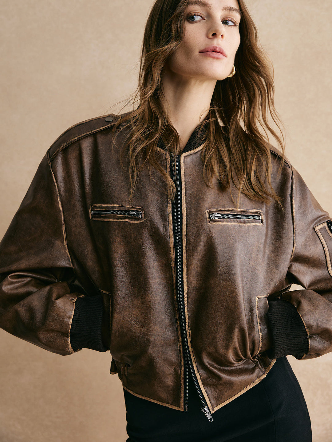 Kırışık Kenar Fermuarlı PU Deri Ceket, Svelte Chic