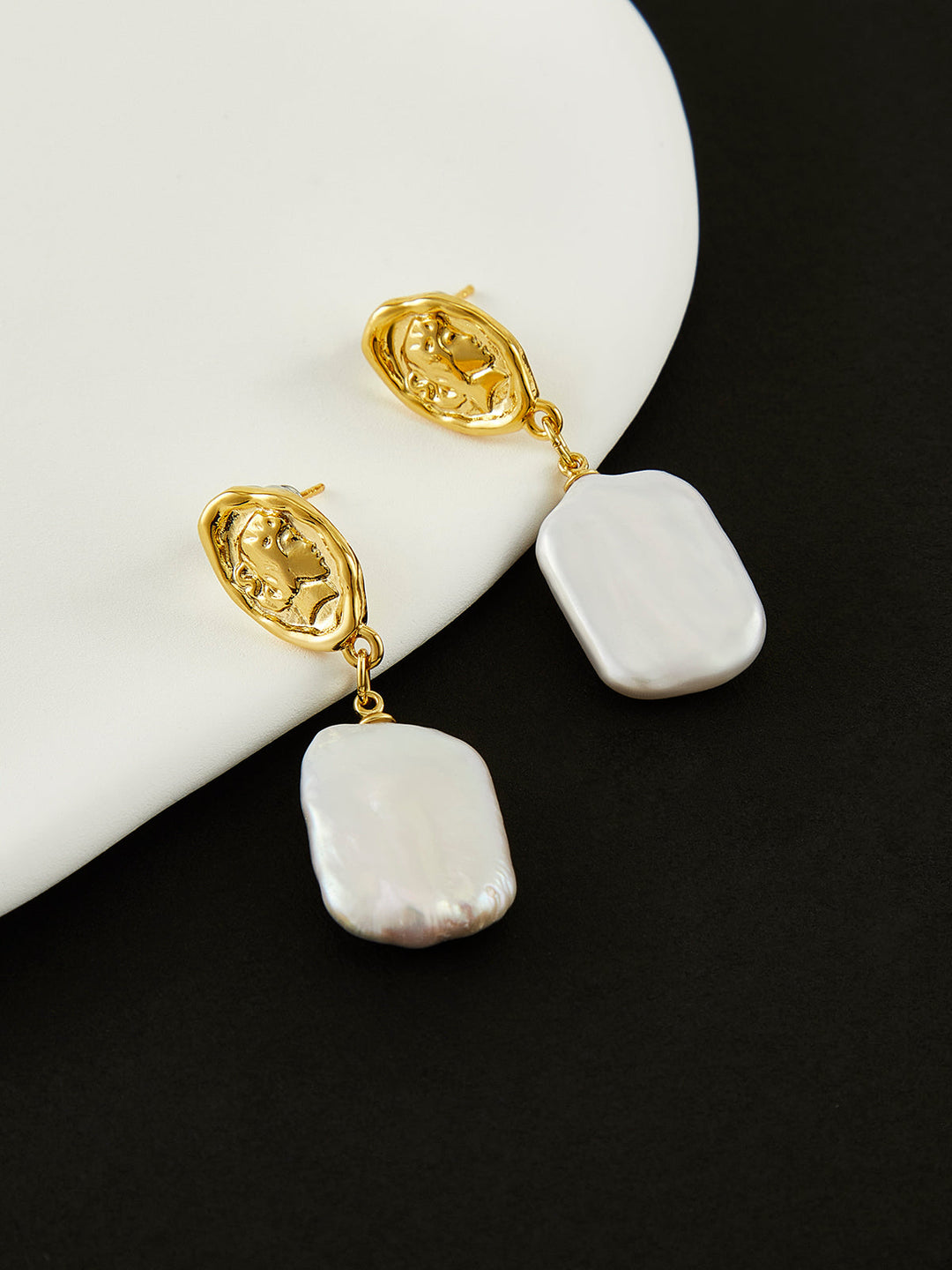 Baroque Pearl Pendant Earrings - Svelte Chic