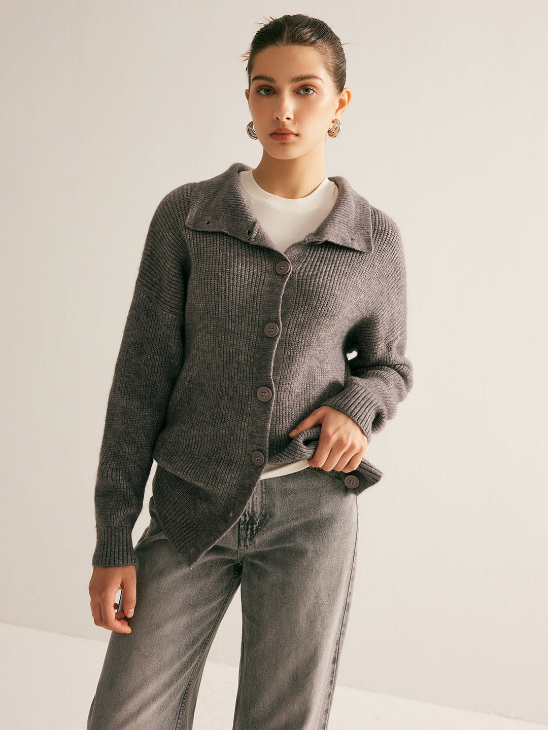 Kanalı düğmeli yaka jersey hırka, gündelik stil için ideal