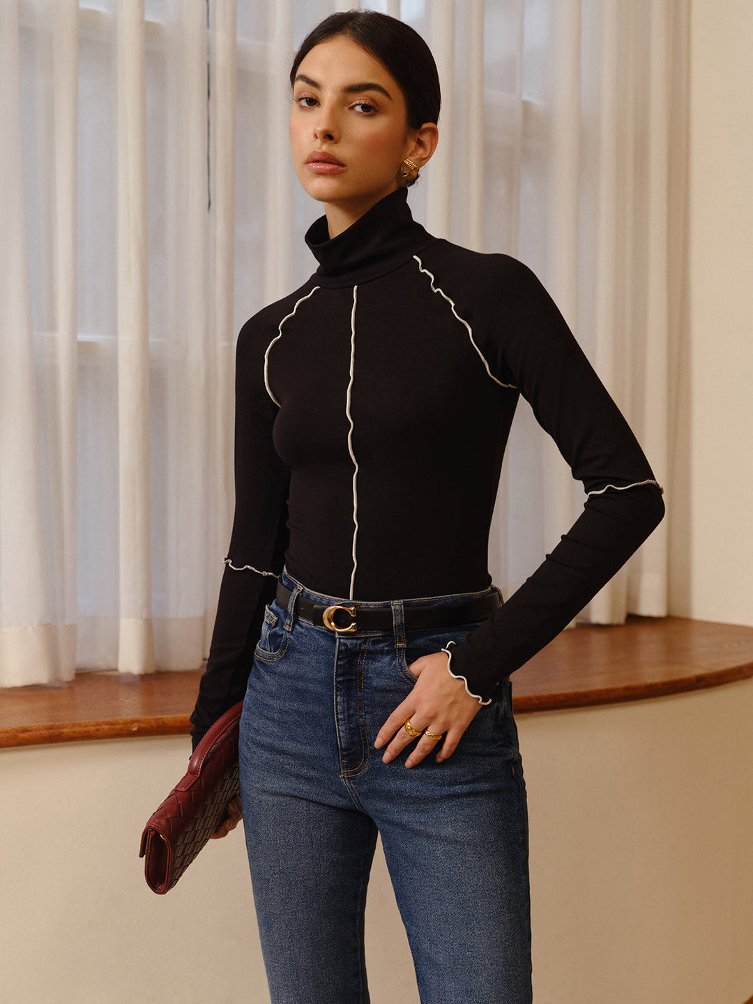 Yüksek yaka marul kenar süslü dar kazak