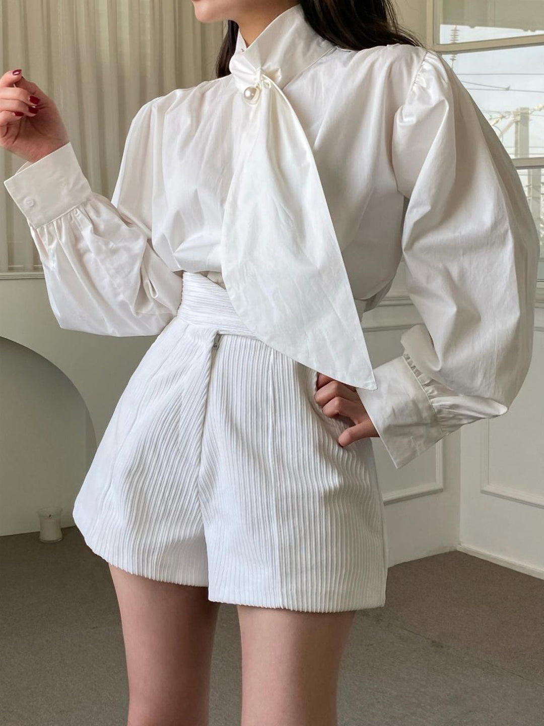 İncili Bol Kesim Uzun Kollu Gömlek - Svelte Chic