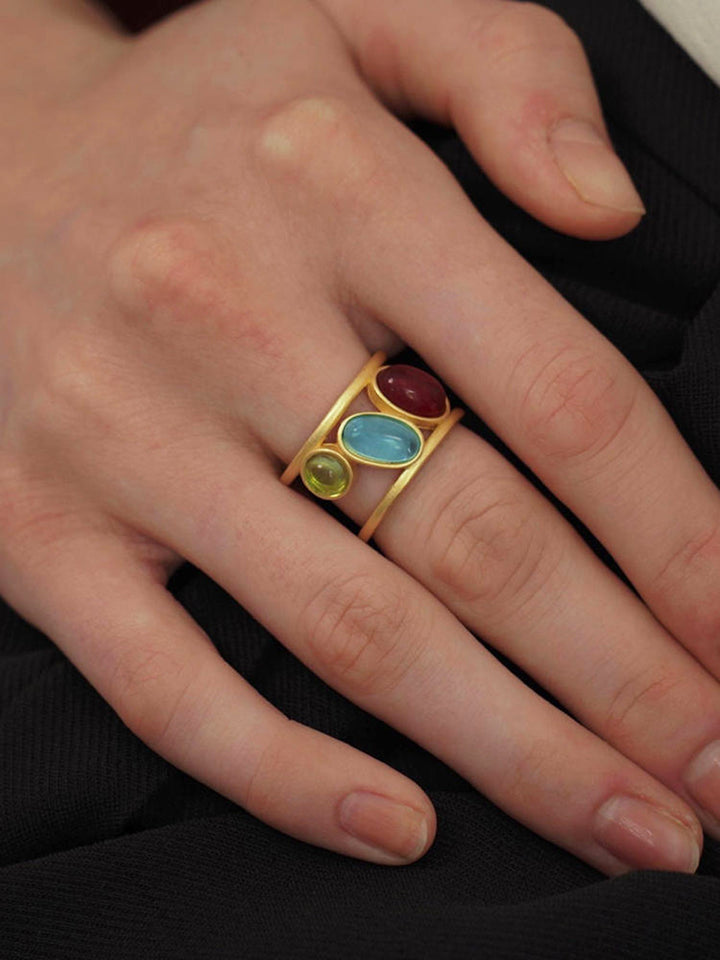 Пръстен за подреждане с цветни камъни