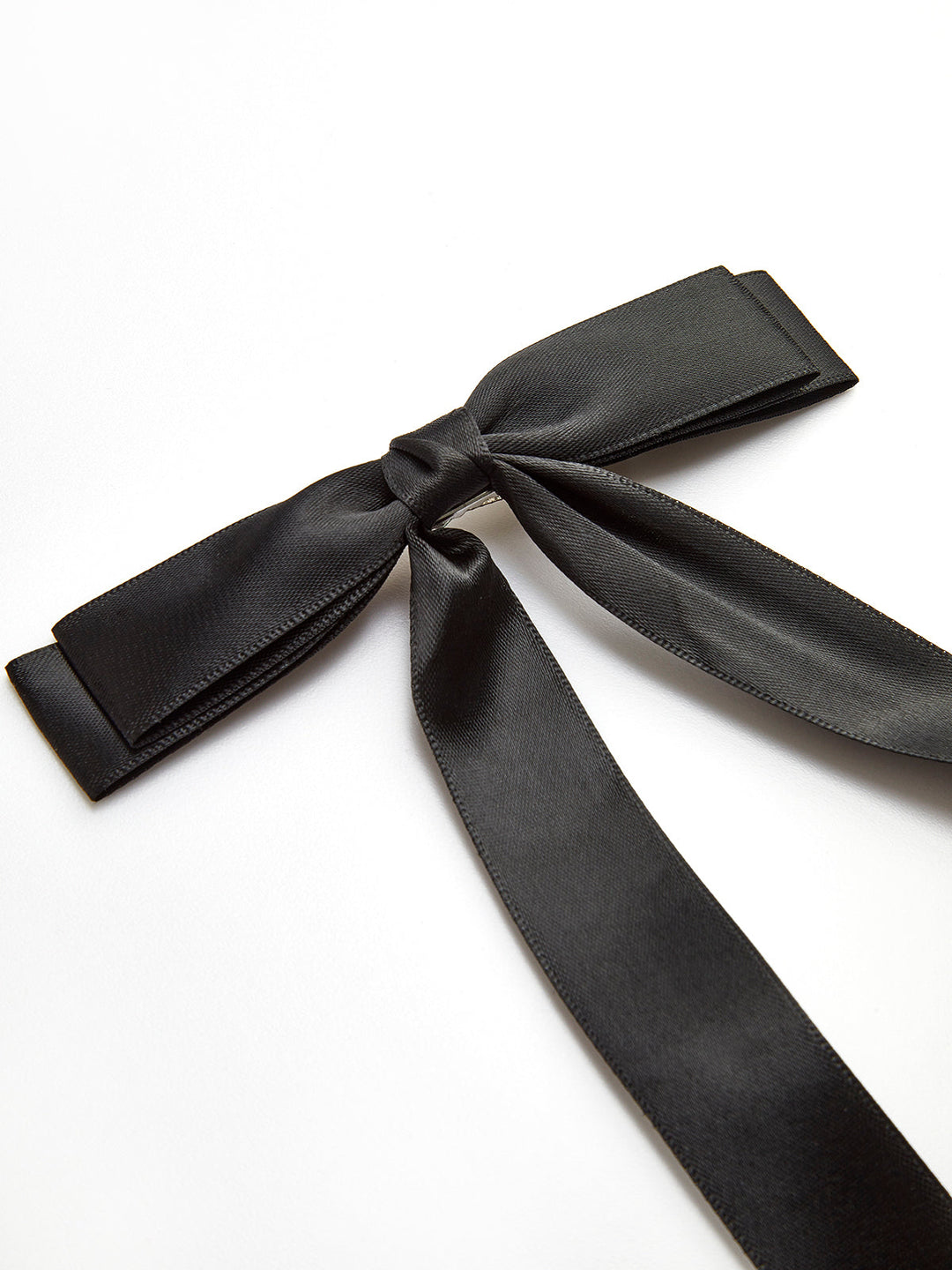 Аксесоар за коса във формата на колан 