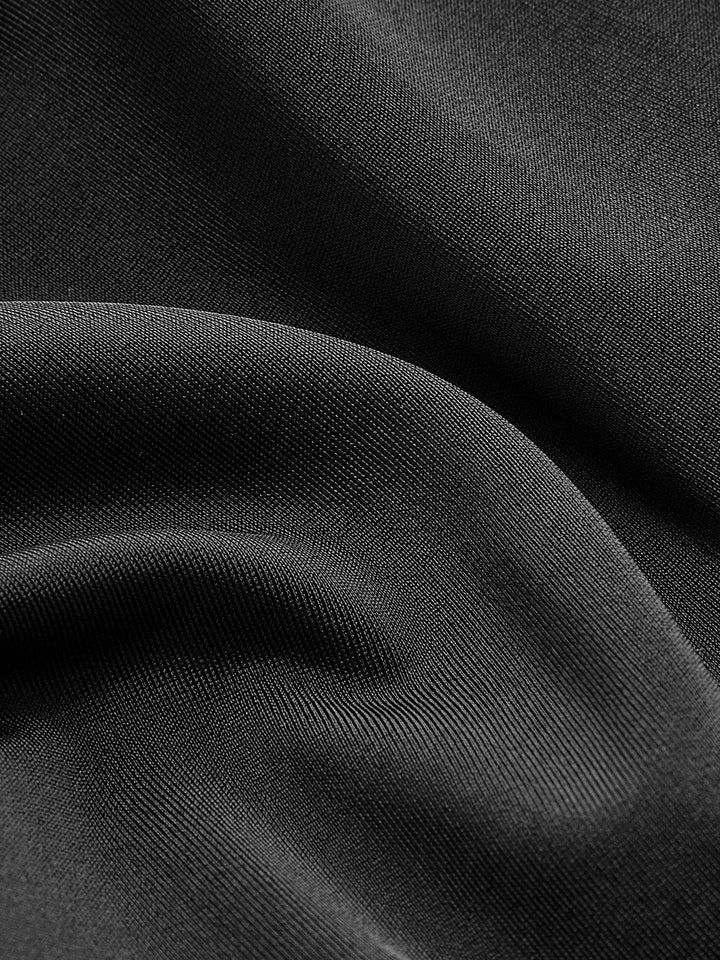 Uzun Kollu Kesik Detaylı Body