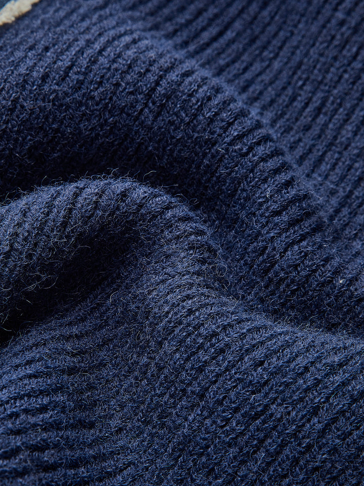 Pencere Yaka Esnek Düğmeli Triko Üst