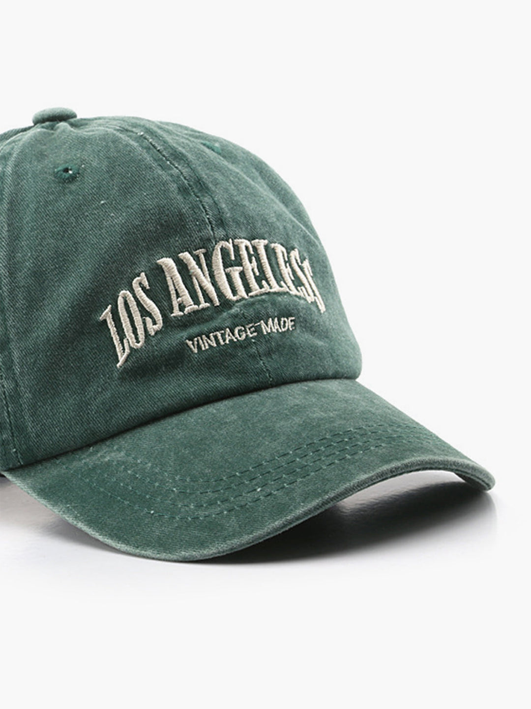 İşlemeli Harfler Şapka