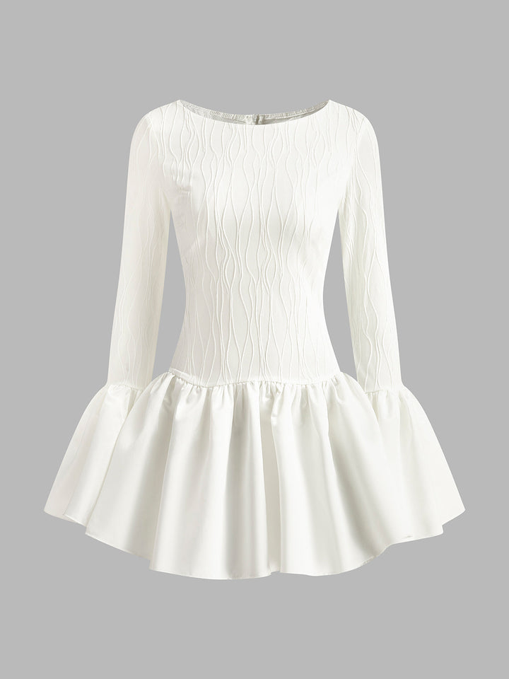 Рокля с волани и копчета 