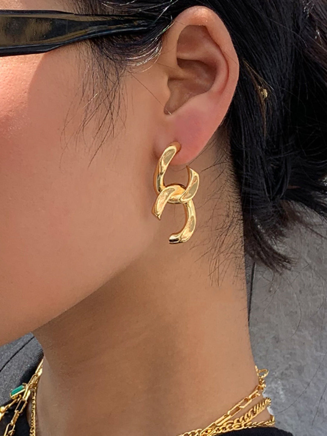 Geometrik Dönme Küpe