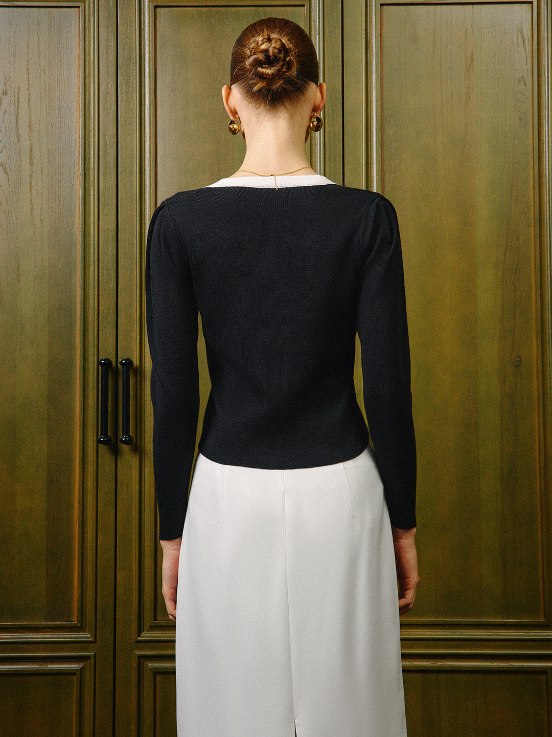 Şık 3D Çiçek Desenli Triko Üst, Şık Kontrast Dikiş ile