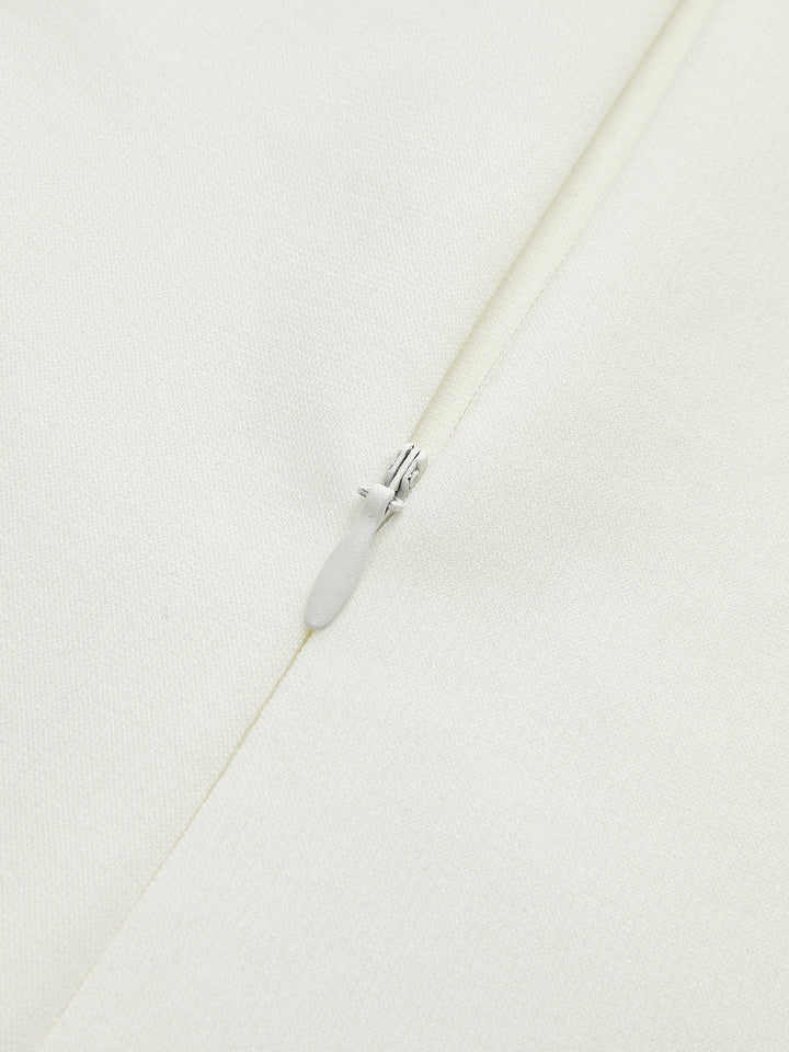 Çarpıcı 3D Çiçek Desenli Askılı Kısa Abiye Elbise Fermuar Detayıyla