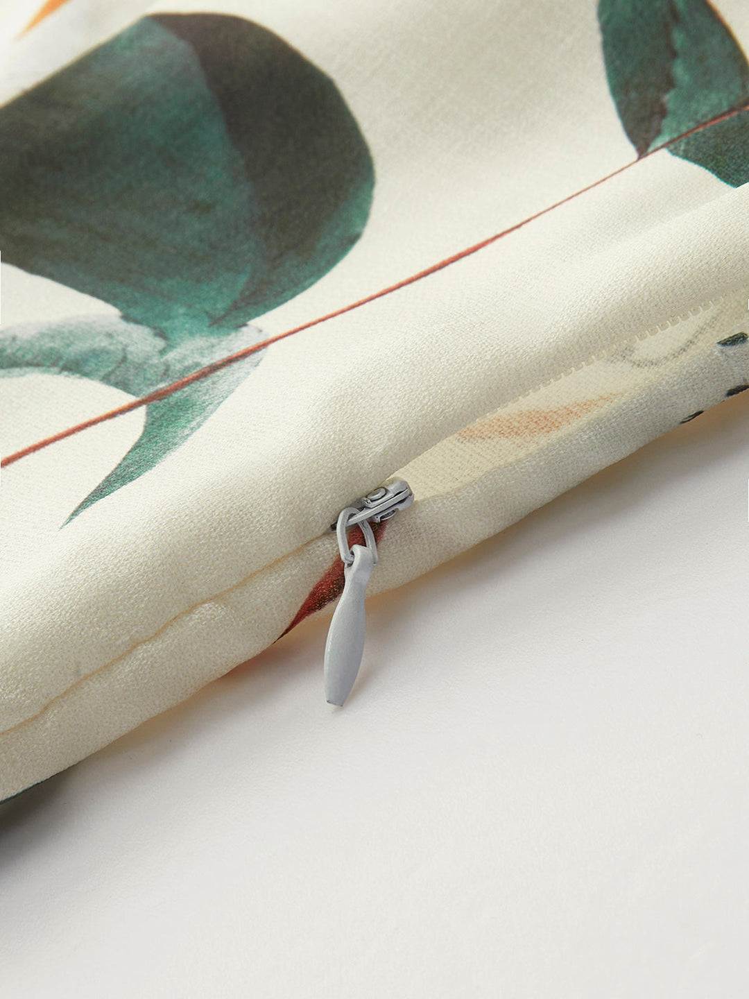 Çiçek Desenli Kısa Kol Fermuarlı Elbise, Kare Yaka