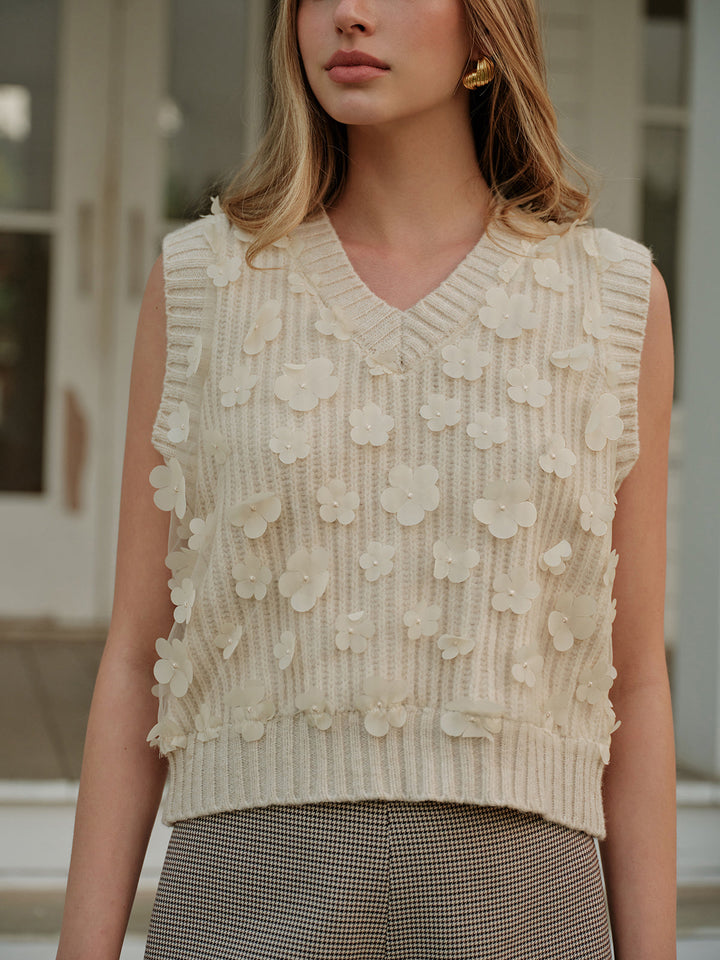 Şık Çiçek Desenli Örgü Süveter ile Zahmetsiz Şıklık