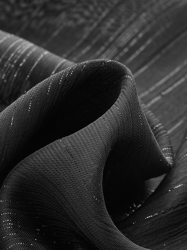 Тънка шифонена блуза с елегантен дантелен детайл