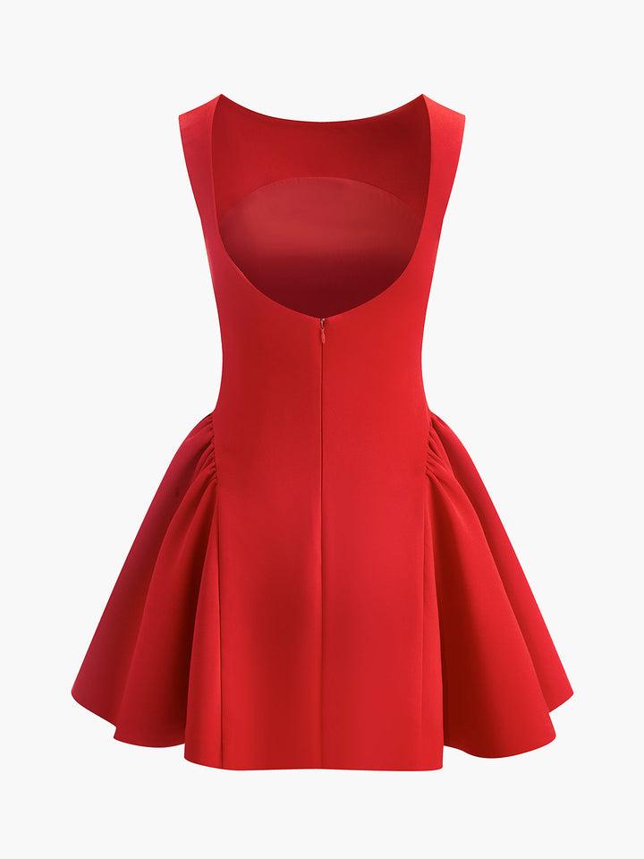 Елегантна вечерна рокля с гол гръб и широки ръкави