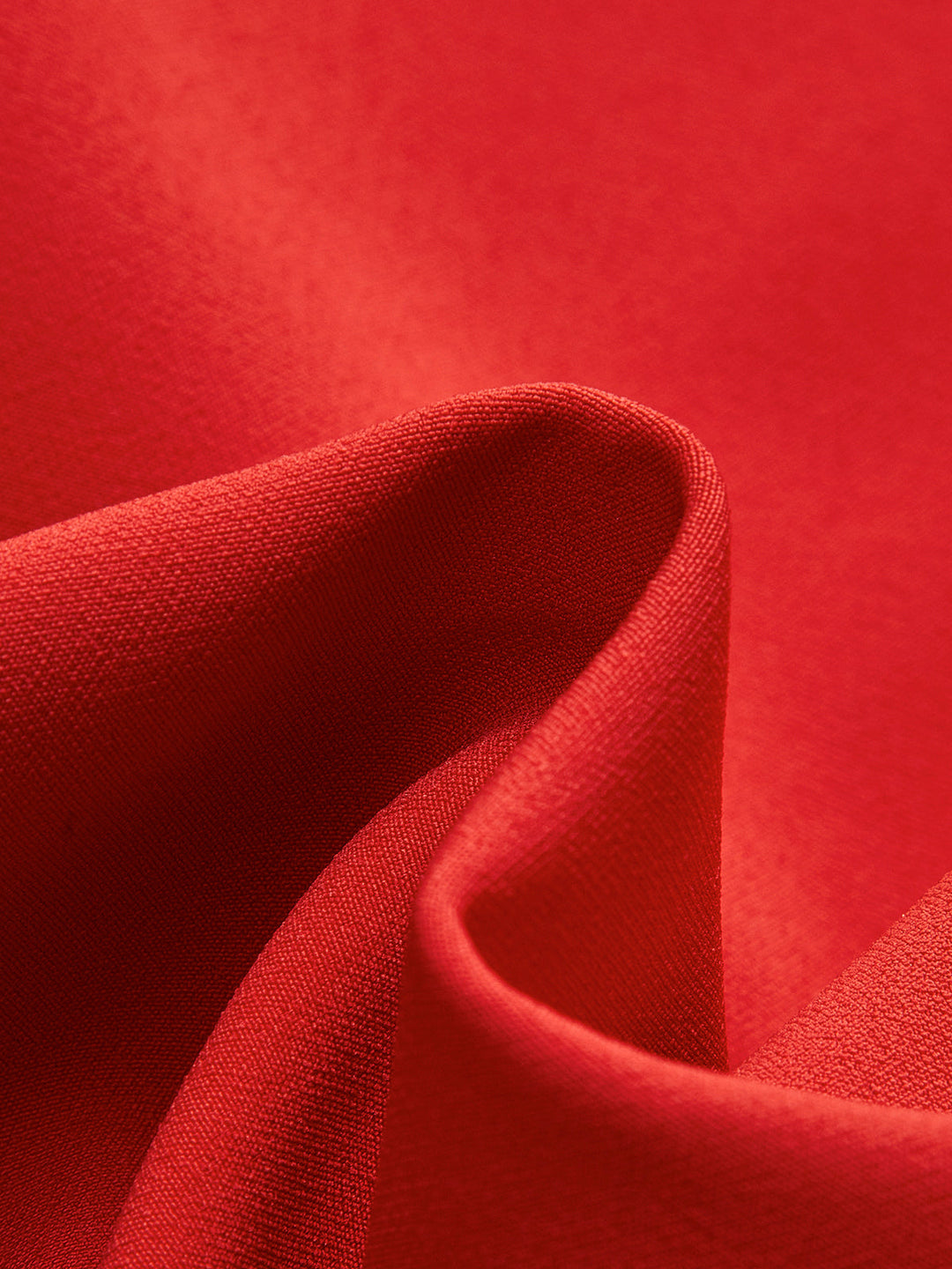 Елегантна вечерна рокля с гол гръб и широки ръкави