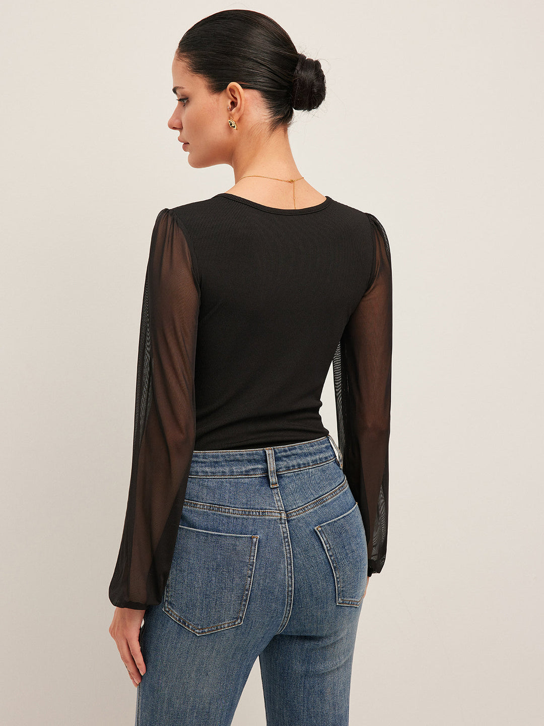 Şık Kabarık Bodysuit ve Trendy File Kollar