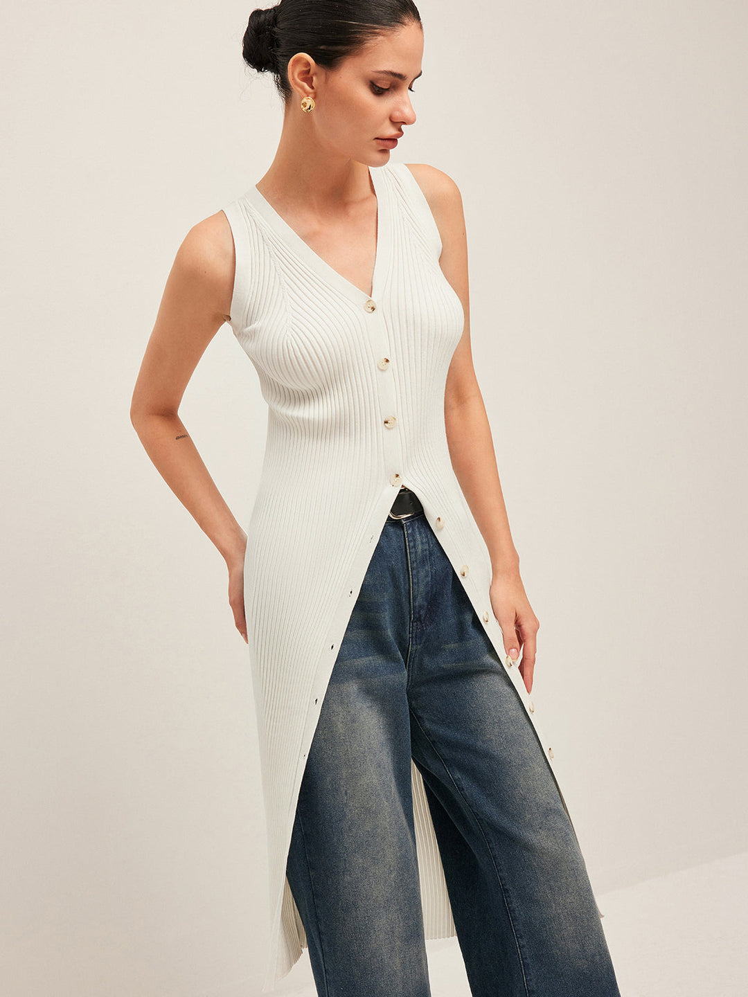 Şık Ribanalı Elbise Şık Düğme Aksanları ile