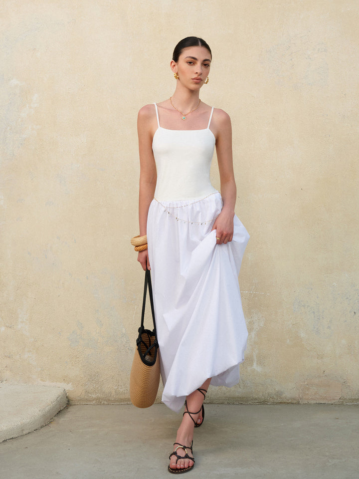 Перфектна визия със стилна балонна пола и рокля с презрамки