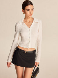 Şık Doku Detaylı Düğmeli Gömlek ile Zahmetsiz Stil