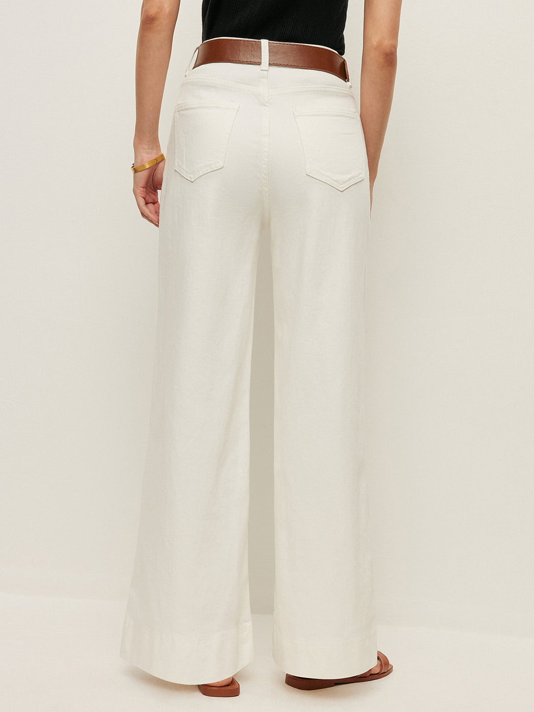 Şık Yüksek Bel Pantolon Hem Kullanışlı Cepler Hem de Şık Kemeri ile