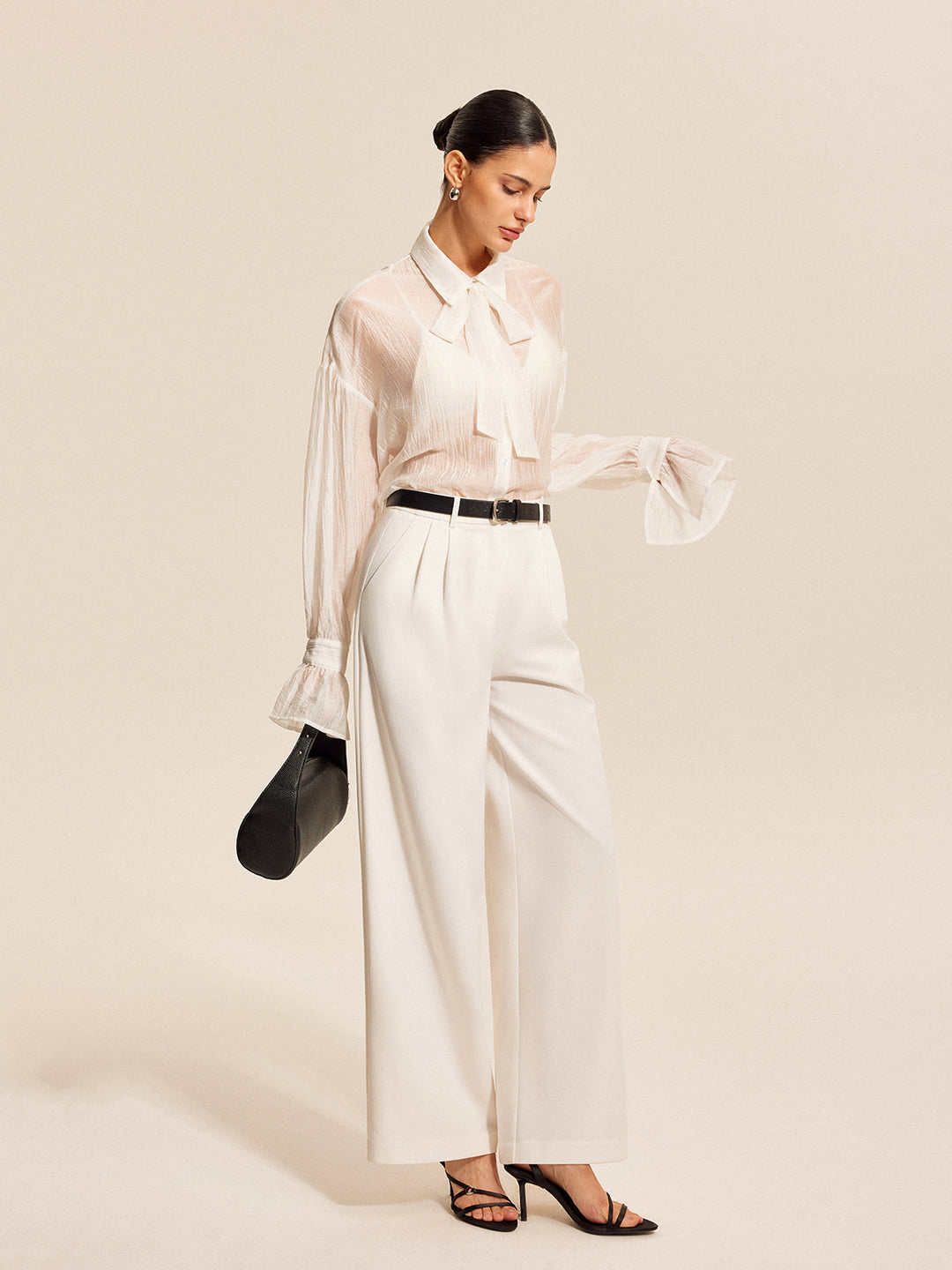 Şık Şifon Bluz Zarif Fiyonk Detayı ile