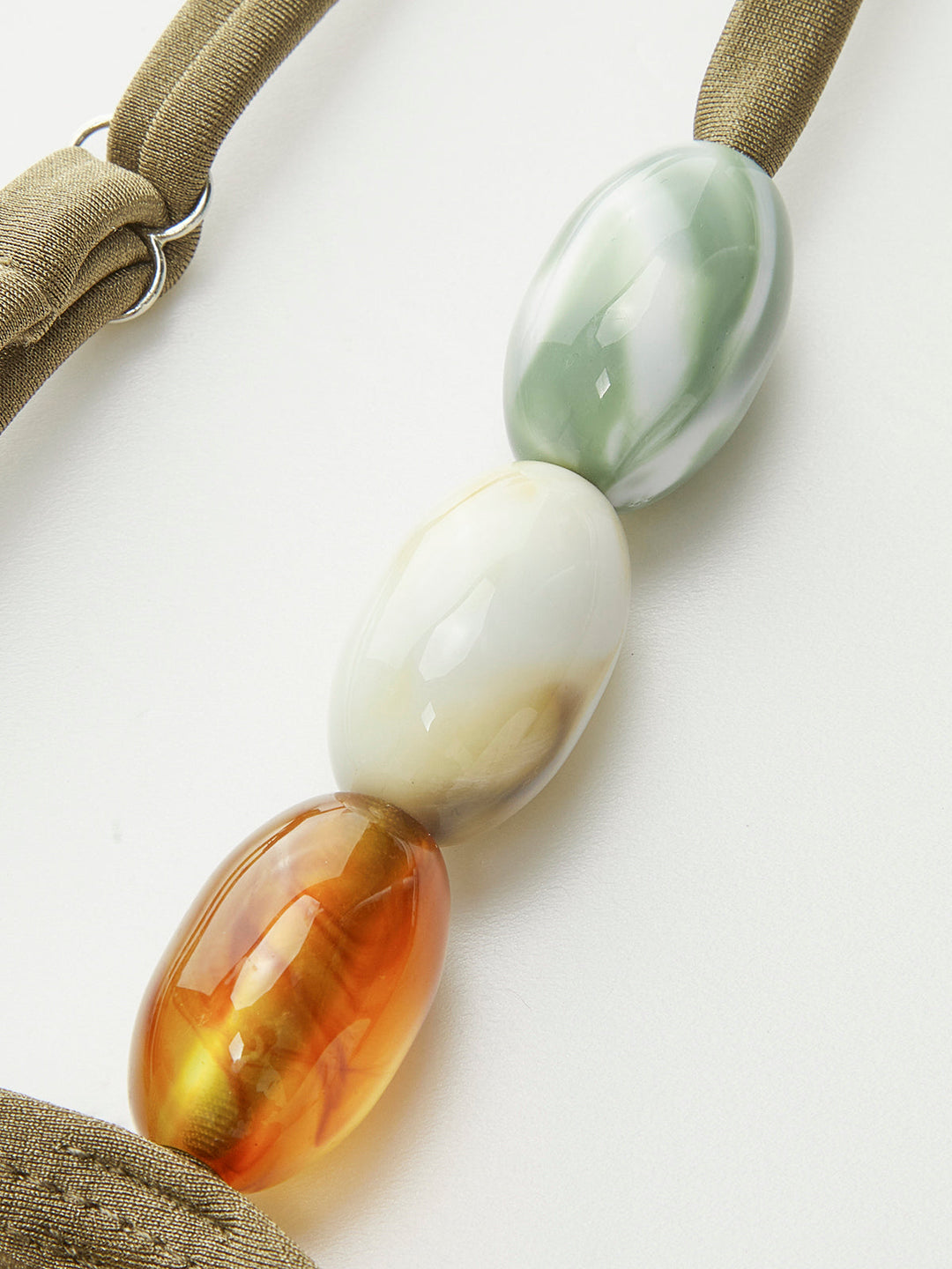 Çarpıcı Boncuklu Kesik Tek Parça Mayo