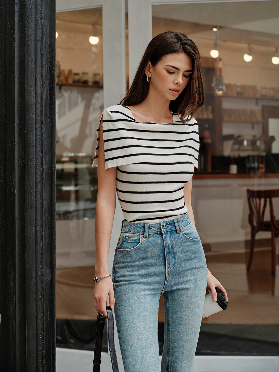 Şık Çizgili Şal Yaka Örgü Üst ile Rahat Tarz