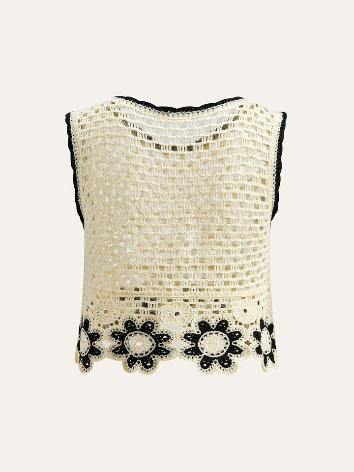 Güzelce Örülmüş Çiçek Desenli Üst ve Pantolon Takımı