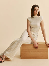 Şık Dokulu Bluz ve Rahat Geniş Paçalı Pantolon Takımı