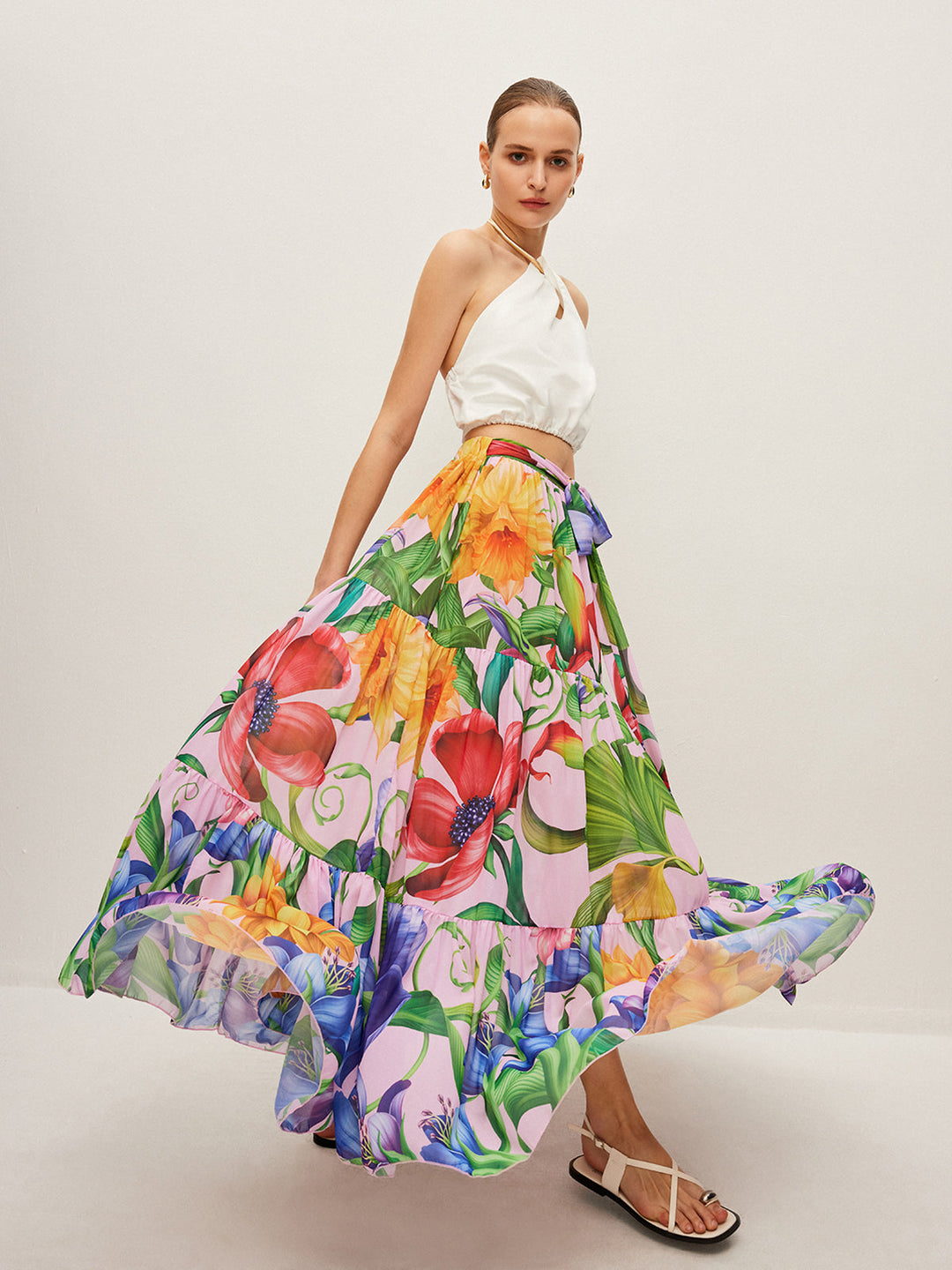 Şık Çiçek Desenli Şifon Etek Sevimli Kemer Detayı ile