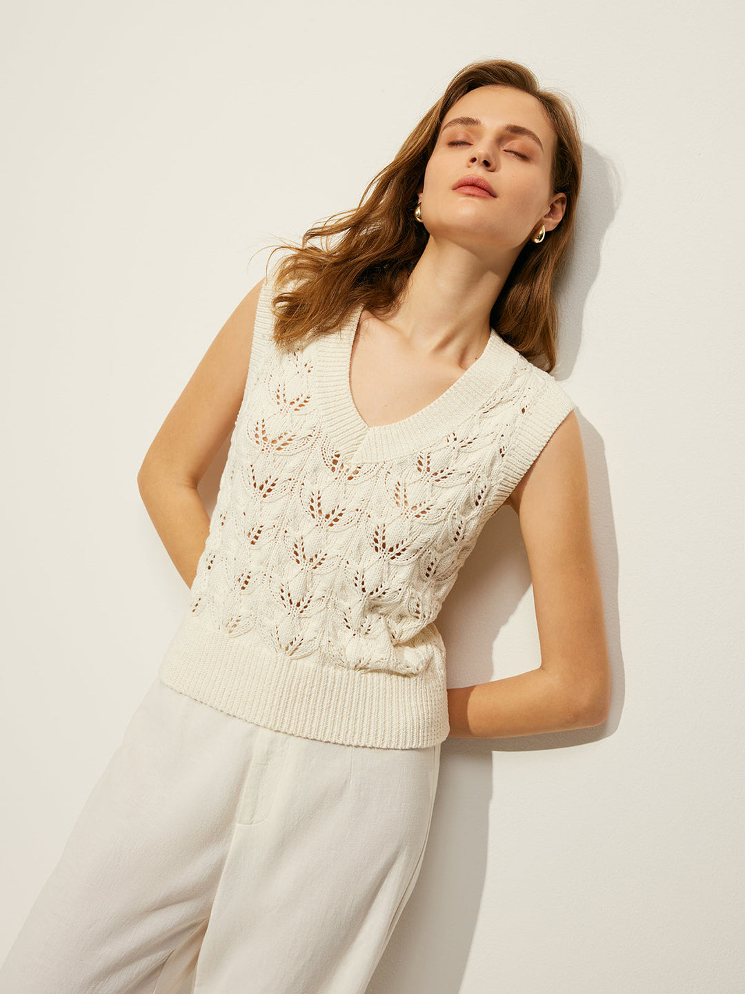 Şık Krokodil Çiçekli V-Yaka Süveter