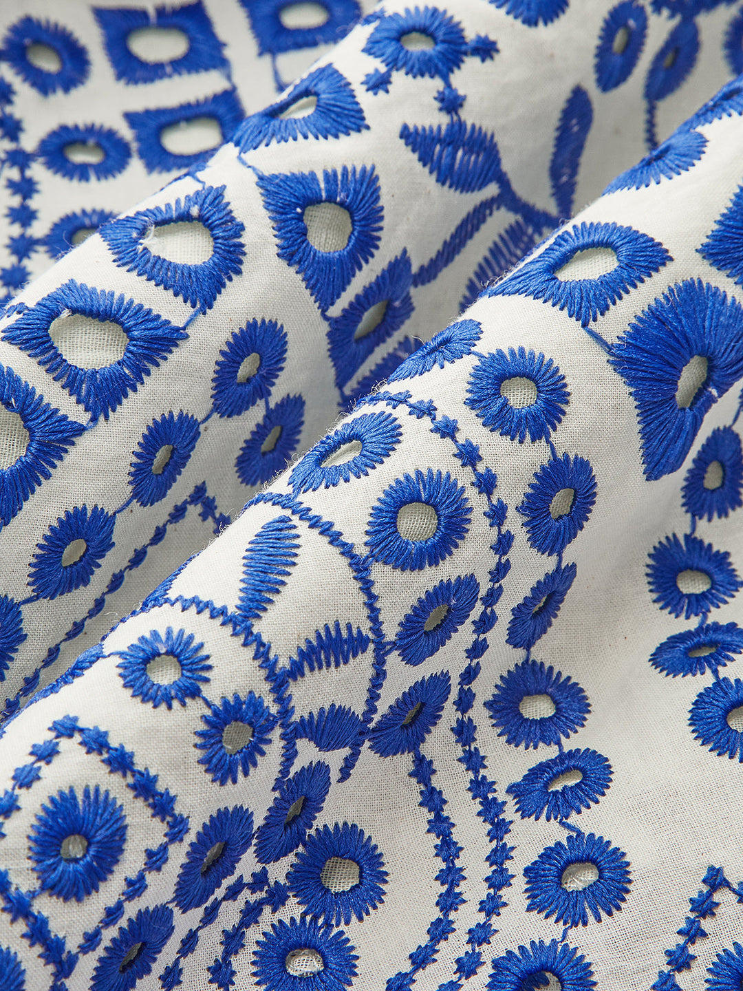 Şık Pamuklu Nakışlı Etek, Dalgalı Kenar ve Rahat Lastik Bel Bandı ile