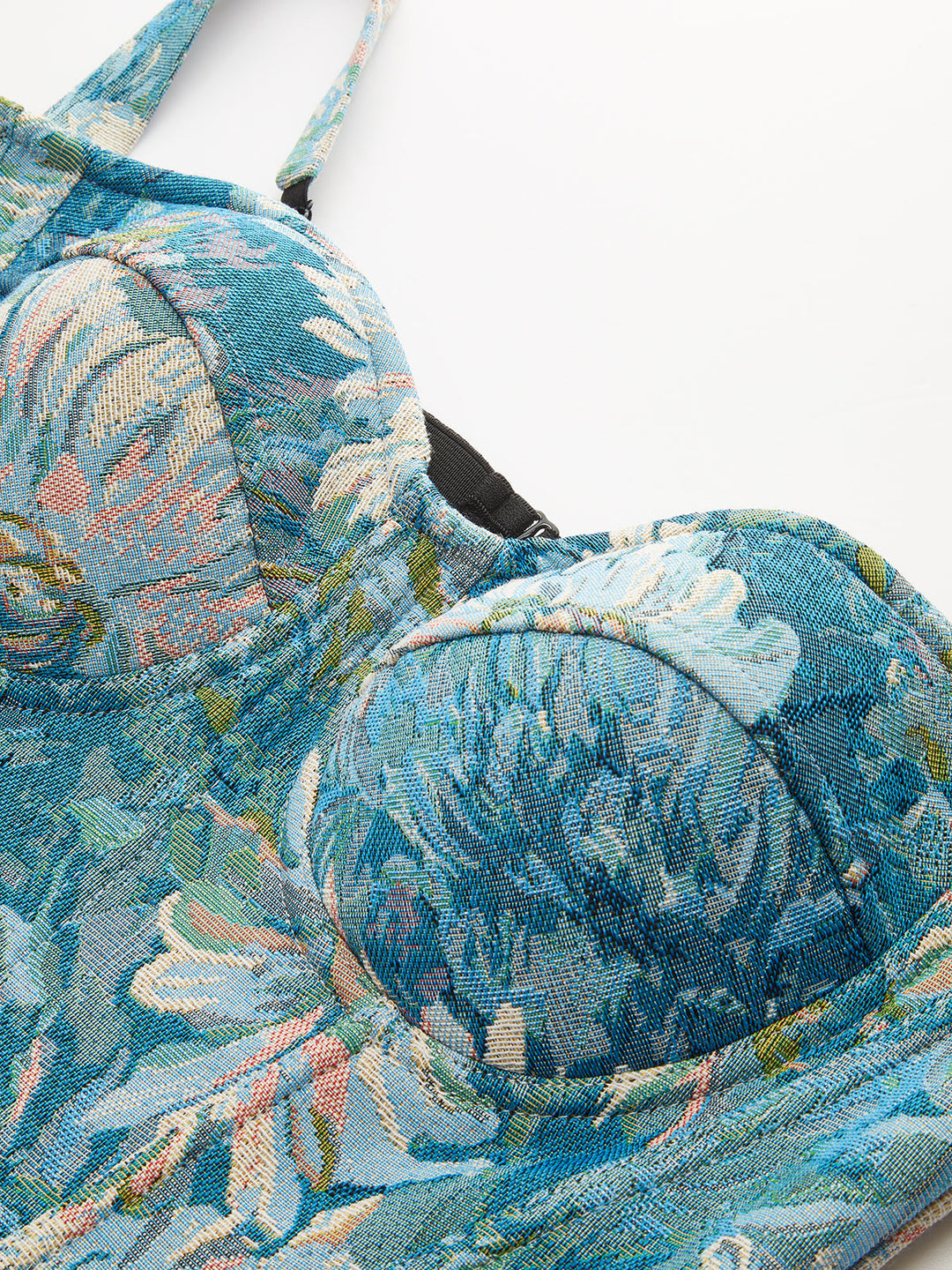 Çiçek Desenli Jakarlı BelkorseÜst