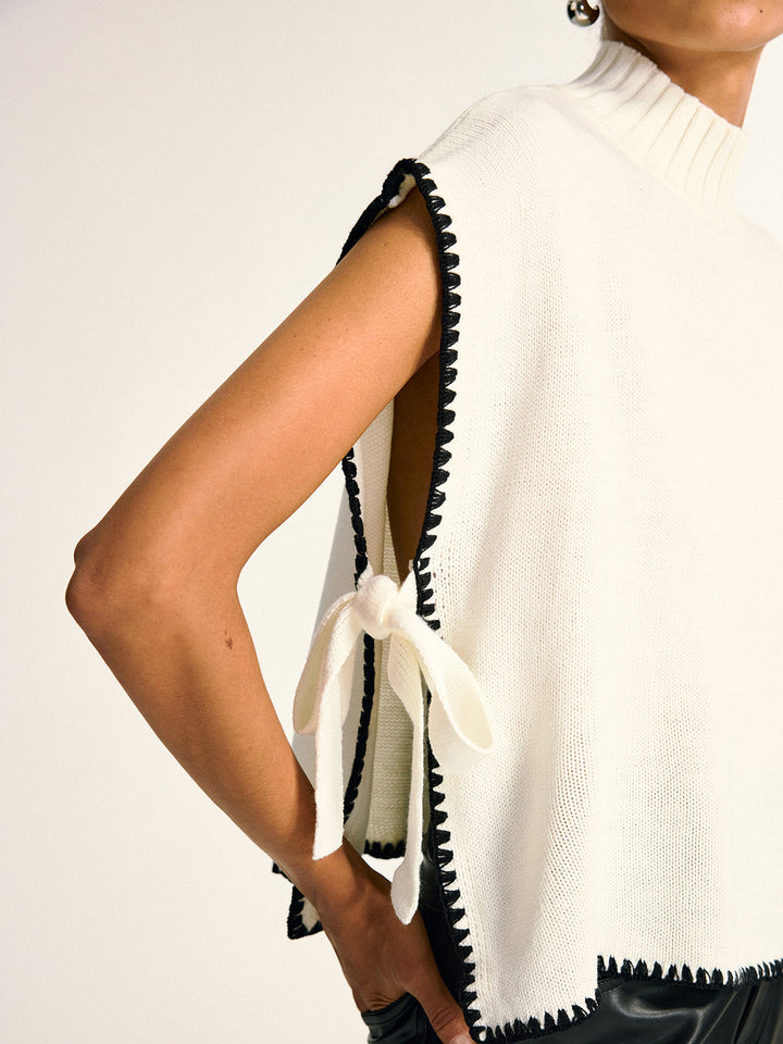 Kontrast Kenar Yan Fiyonk Yuvarlak Yaka Süveter Yelek