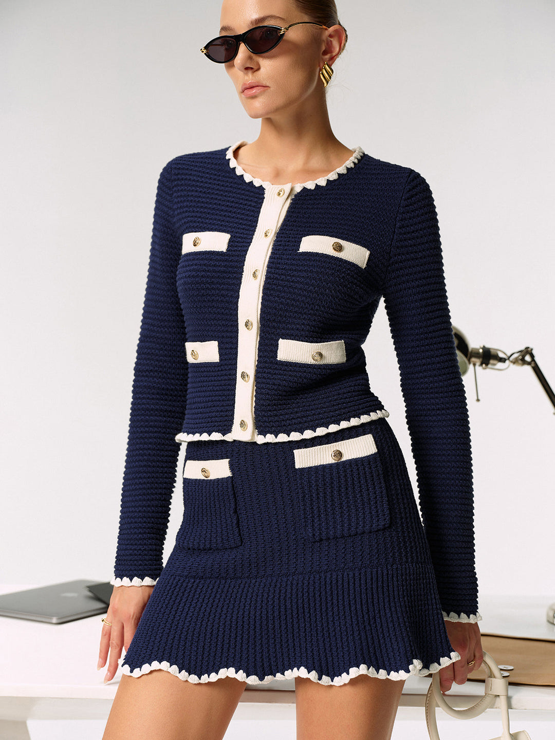 Metal Düğmeli Hırka Ve Etek Takım