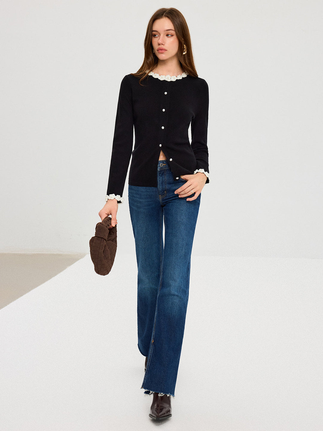 3D Çiçekli Süsleme İnci Düğmeli Hırka