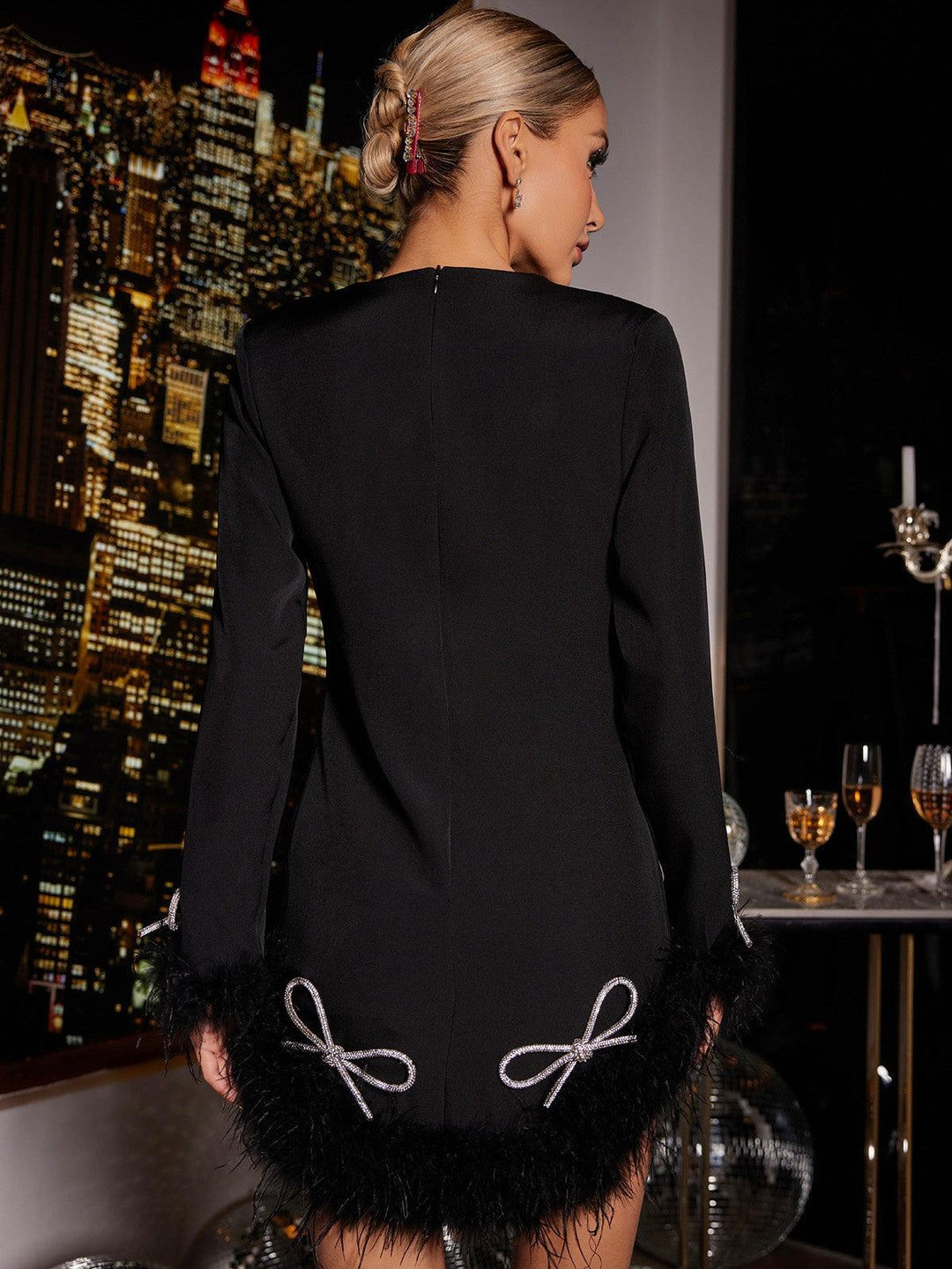 Koko Uzun Kollu Fiyonklu Kristal Tüy Elbise